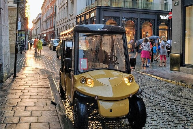 1-Hour Tour to Krakow's Old Town by Electric Golf Cart - Main Market Square: tenement houses, major monuments, and orientation