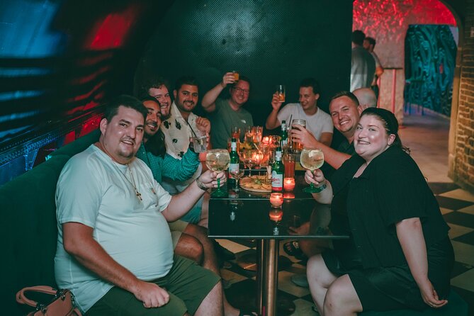 2 Hour Bottomless Brunch Experience with 3 Course Meal And Drinks - Your three-course meal, from nachos to cake