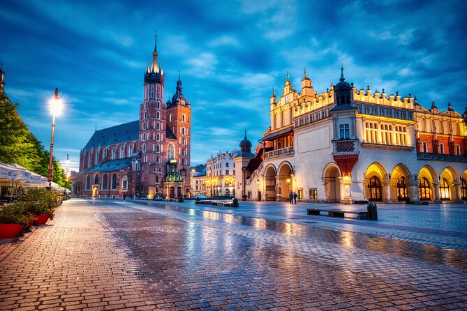 2-Hour City Walking Tour in Creepy Krakow - Key Points You Should Know Before You Go