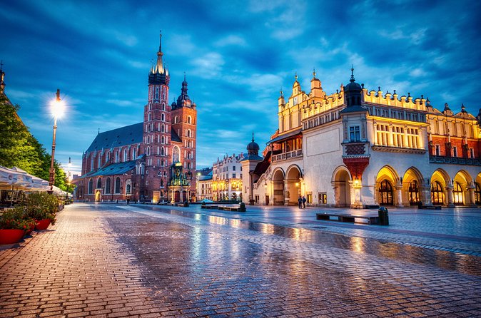 2-Hour City Walking Tour in Creepy Krakow - Price and Value: Is $18.04 a Smart Use of Your Time?