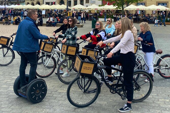 2 Hours Old Town Guided Bike Tour in Krakow - Pedaling into the heart of Old Town: from Wiślna to the Royal Way