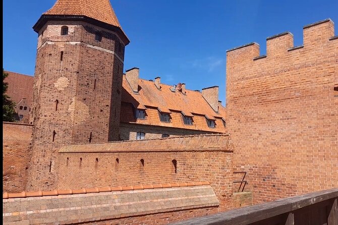 Aiport Gdansk Transfer to Malbork Castle or Stutthof - Stutthof: how the driver waiting changes the emotional pace