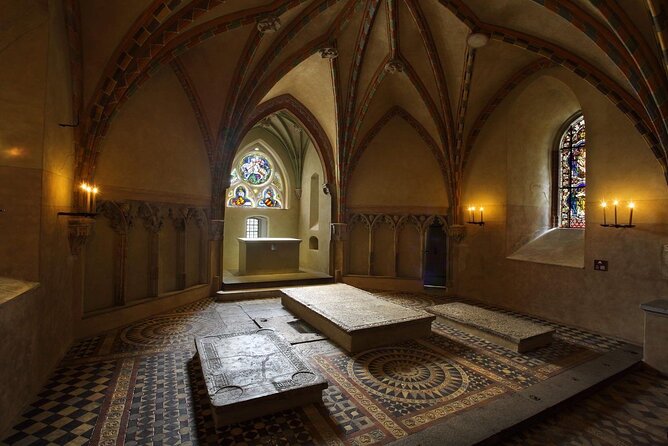 Aiport Gdansk Transfer to Malbork Castle or Stutthof - Who this transfer fits best