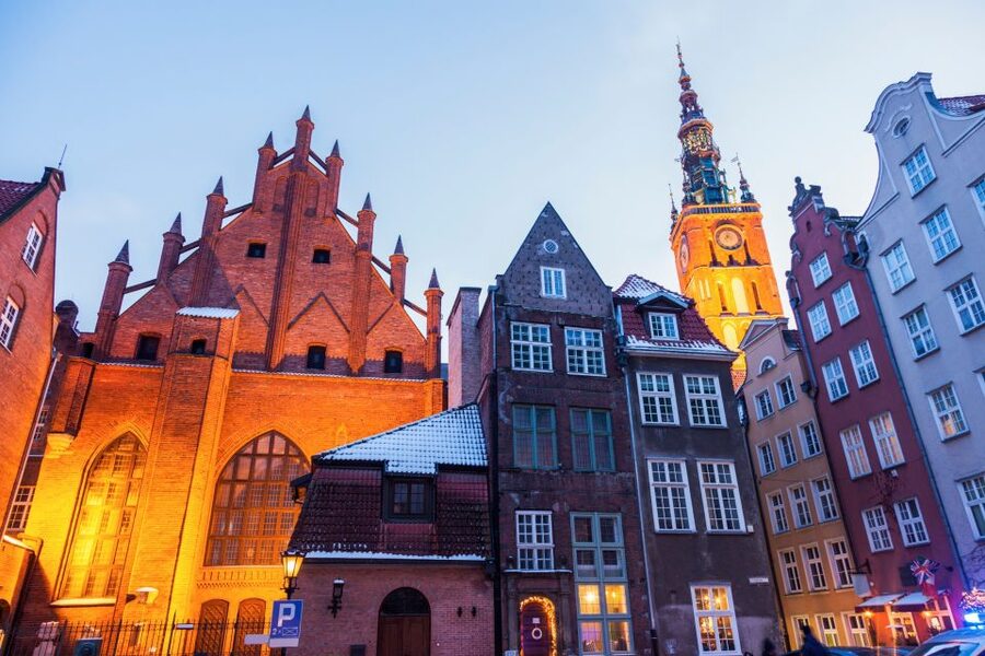 Artus Court and Gdansk Old Town Private Tour with Tickets - Price and value: what $124 per person buys you in Gdansk