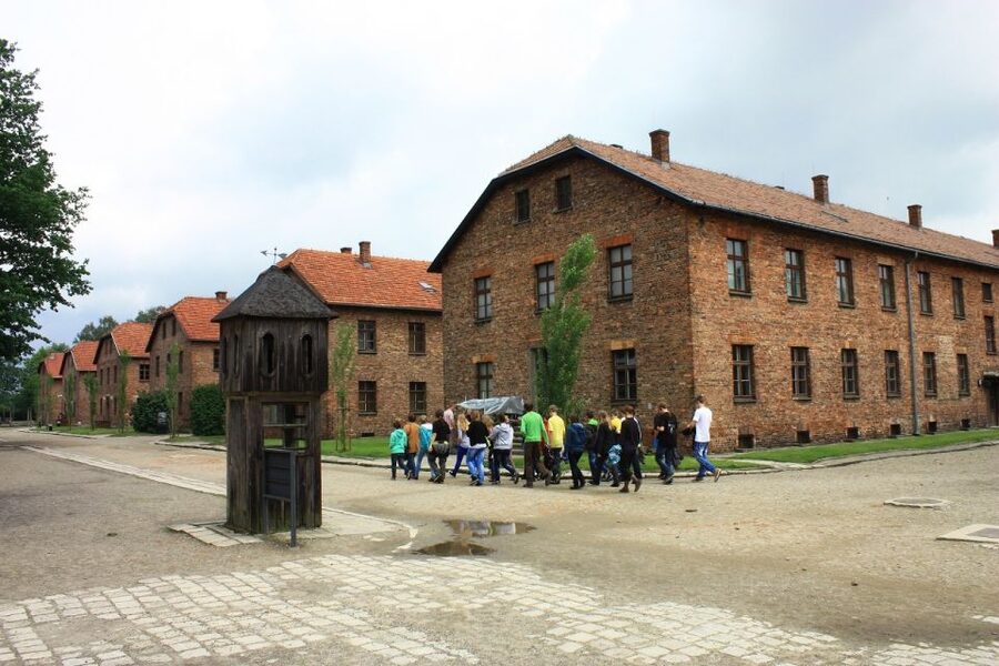 Auschwitz-Birkenau and Krakow Private Car Trip from Katowice - Price and value: why $281 can be worth it