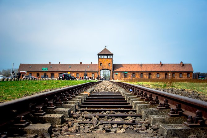 Auschwitz Birkenau and Wieliczka Salt Mine Guided Full Day Tour - How the Krakow pickup really works at 8:00 AM
