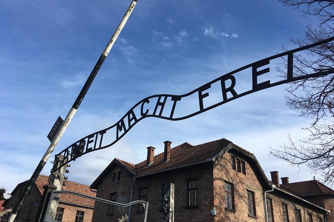 Auschwitz-Birkenau Day Tour from Wroclaw - The ride, pickup window, and why you should brace for an early start
