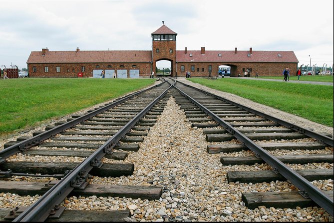 Auschwitz - Birkenau from Katowice - Auschwitz-Birkenau from Katowice, what this day really looks like