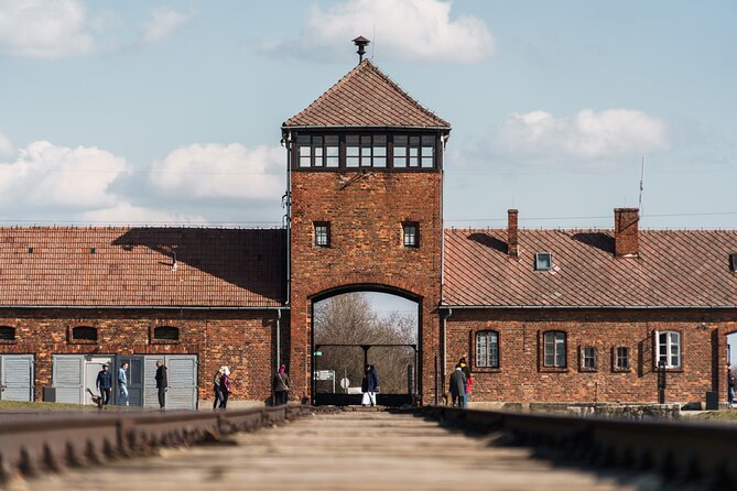 Auschwitz-Birkenau Guided Tour from Krakow with Hotel Pickup - Auschwitz-Birkenau From Krakow: What Makes This Tour Work