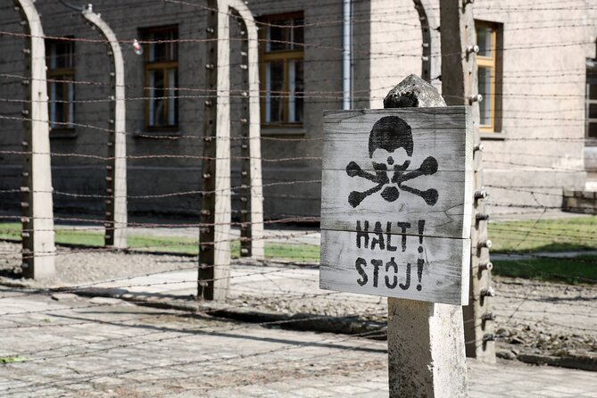 Auschwitz Birkenau Guided Tour with Hotel Pickup from Cracow - The drive back to Kraków: your spare hour without the pressure