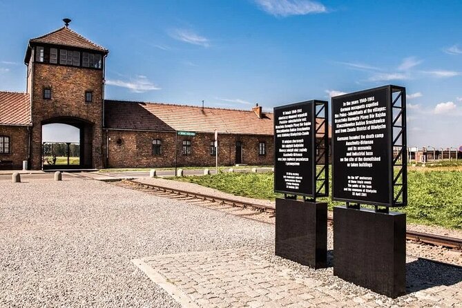 Auschwitz-Birkenau & Salt Mine Day tour - Key things to know before you go
