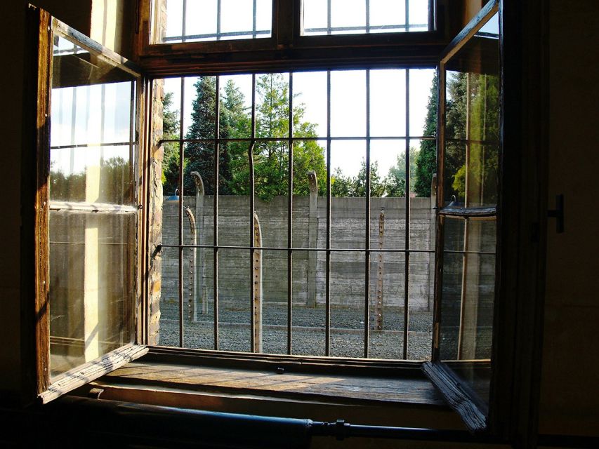 Auschwitz-Birkenau Tour from Katowice with Private Transfers - Private Transfers from Katowice: More Time to Be Ready