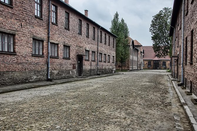 Auschwitz-Birkenau Tour from Wrocław - Practical prep: ID, weather, and what to bring