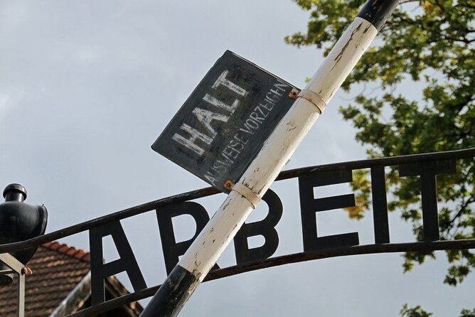 Auschwitz day tour from Warsaw by private car with lunch - Early Mornings and Real Scheduling, How the Day Works
