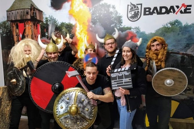 Axe Throwing In Bad Axe Krakow - The coaching that makes it click (including Andrew)