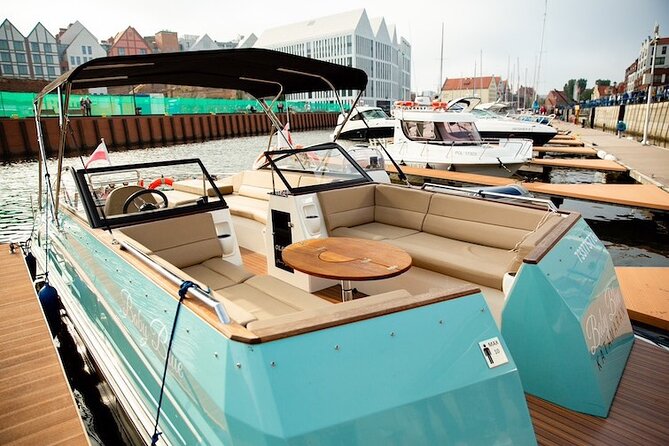 Boat Tour in Gdańsk – Explore the Historic Motława River - Timing and who this suits best