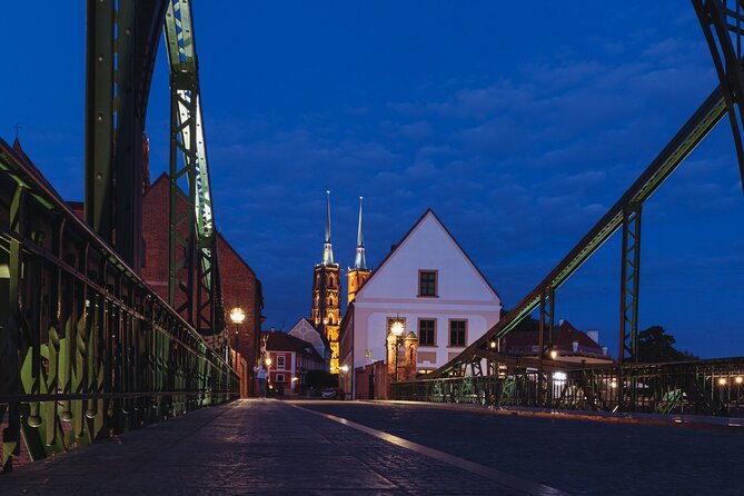 CITY QUEST WROCLAW: unlock the mysteries of this city! - Old Town Historic Center Stop: Learning by Solving in Motion