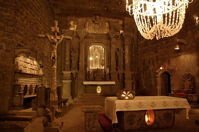 Combined tour Auschwitz Birkenau guided & Salt Mine guided from Krakow - A one-day Auschwitz and Wieliczka plan from Krakow