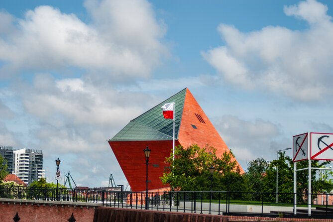 Cruises on the Motlawa River - Granary Island, Stagiewna Street, and the Long Way Granary Wall