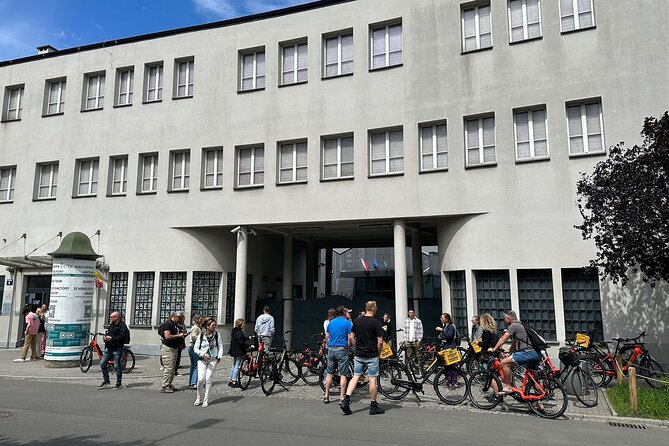 Discover Kraków by Bike with a Dutch guide - Kazimierz, Plac Wolnica, and the Old Jewish district atmosphere