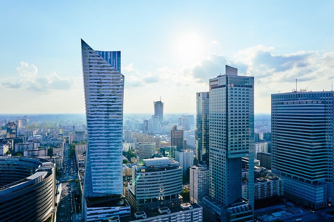 Discover Warsaw’s most Photogenic Spots with a Local - Stop 3: A lesser-known park stop to slow down and shoot softer scenes