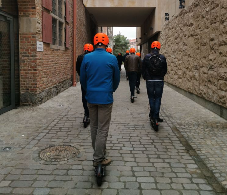Electric Scooter Tour: Jewish Quarter - 2-Hours of Magic! - Meeting point at Sienna 17 Street, and how the timing works