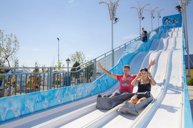 Energylandia Amusement Park - Getting from Krakow: the 45-minute, air-conditioned transfer