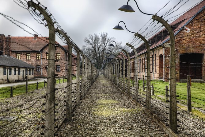 Exclusive Small Group Auschwitz-Birkenau Guided Tour from Krakow - Auschwitz I: A Guided 2-Hour Walk Through Key Locations