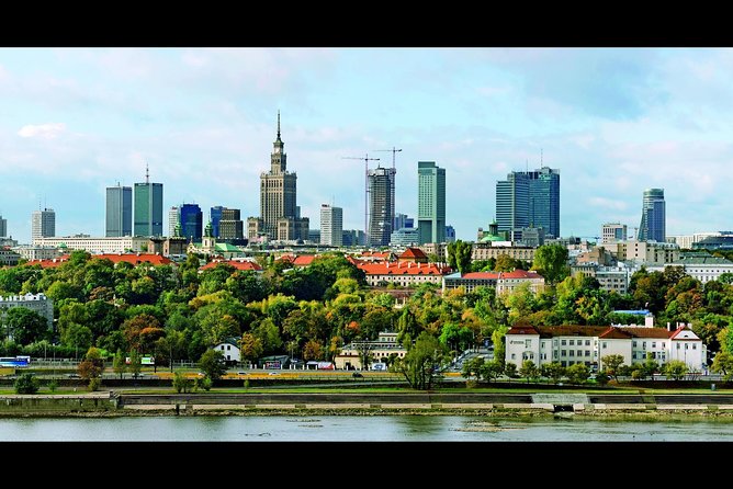 Faces of Warsaw's 3-hour orientation city tour with hotel pick-up - Where you start at Sigismund’s Column, and why the location is smart