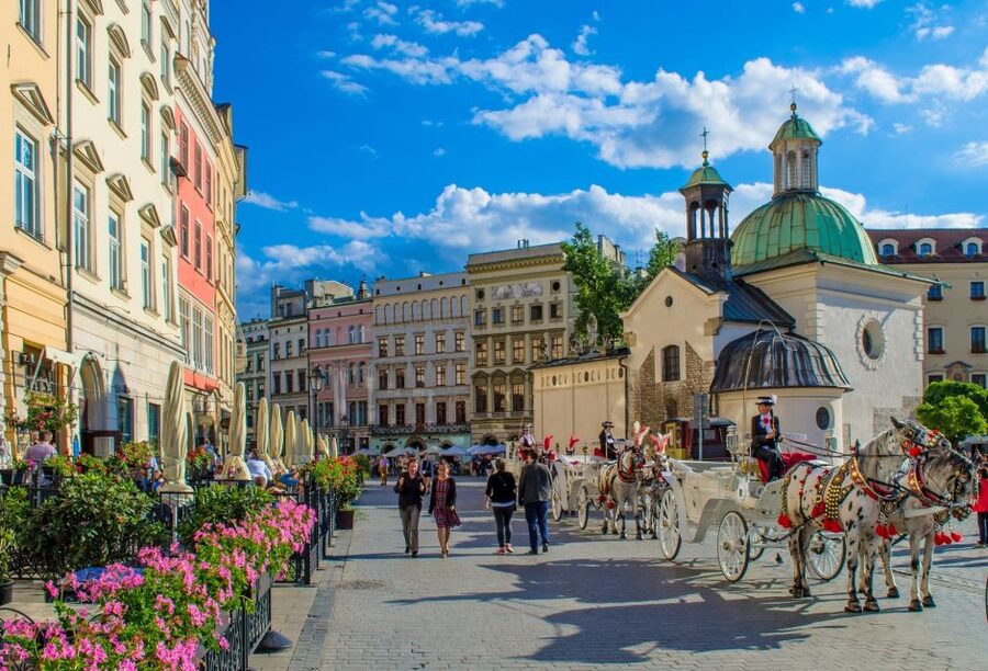 Family Tour of Krakow Old Town with Sweets Factory & Cruise - The 4 hour option adds the Vistula River cruise: views, audio guide, and a quick change of pace