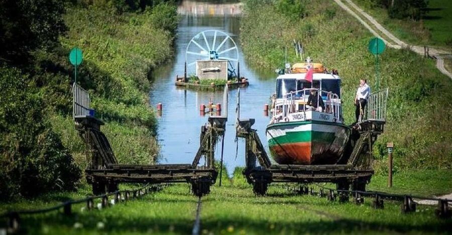 From Gdansk: Elblag Canal Boat Cruise - Buczyniec (2 hours) is your pre-boat runway for photos, comfort, and orientation
