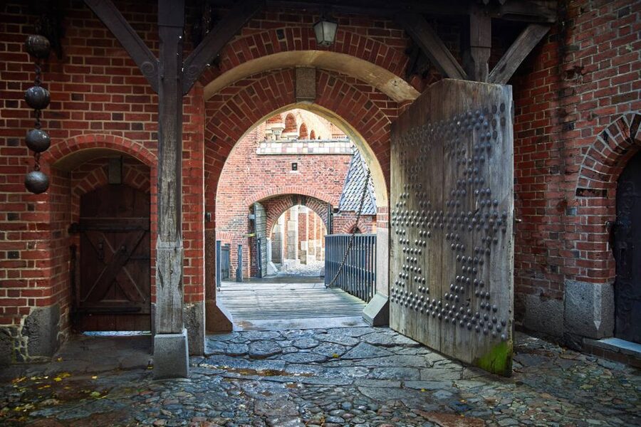 From Gdansk: Half-Day Malbork Castle Tour with Audioguide - Malbork Castle in half a day: what makes it work