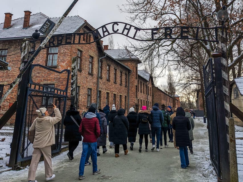 From Krakow: Auschwitz-Birkenau Guided Tour & Hotel Pickup - Key things that make this Auschwitz-Birkenau day trip work