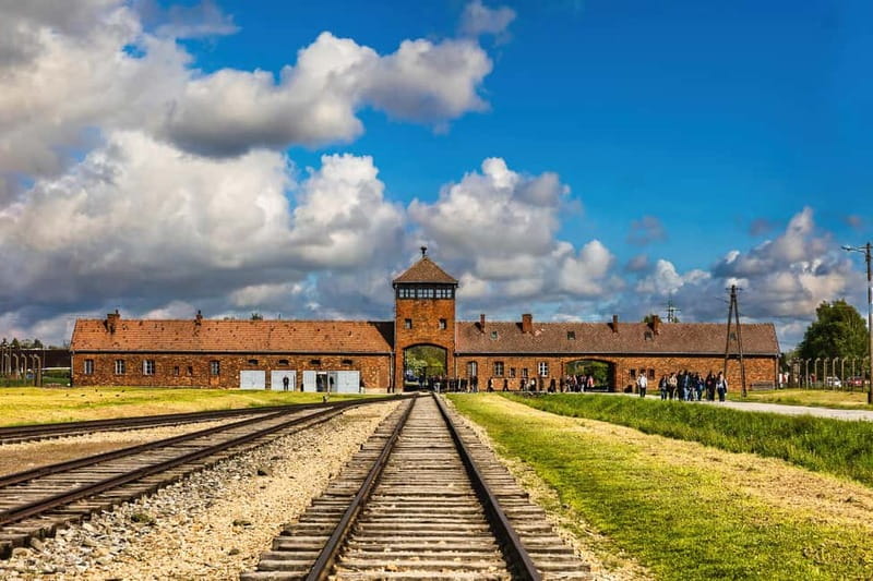 From Krakow: Auschwitz-Birkenau Guided Tour & Transport - How the day moves: transport time, guided sections, and the short switch between camps