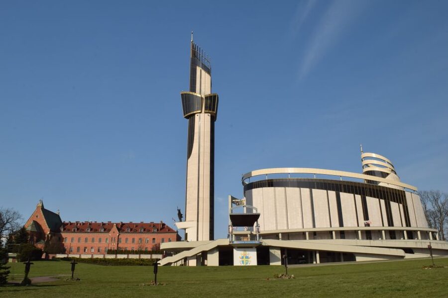 From Krakow: Częstochowa, Black Madonna and Lagiewniki Tour - Key Highlights Worth Booking For