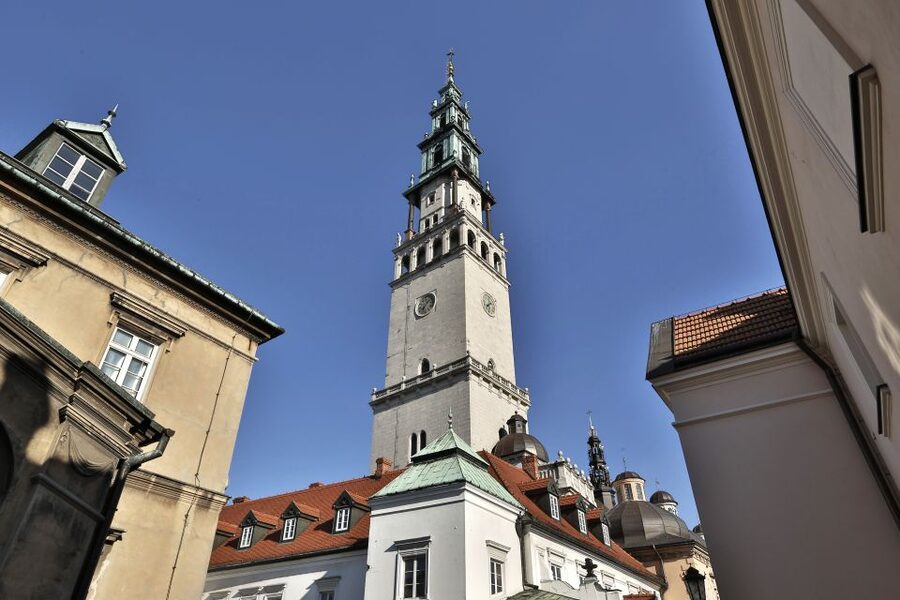From Krakow: Czestochowa - The Black Madonna - Krakow to Czestochowa, with the story built into the drive