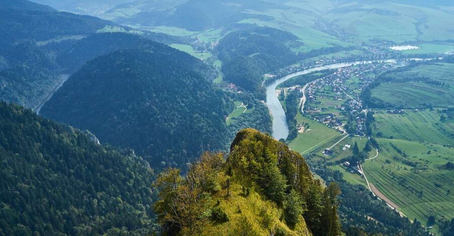 From Krakow: Dunajec River Rafting - What the raft experience feels like on the water