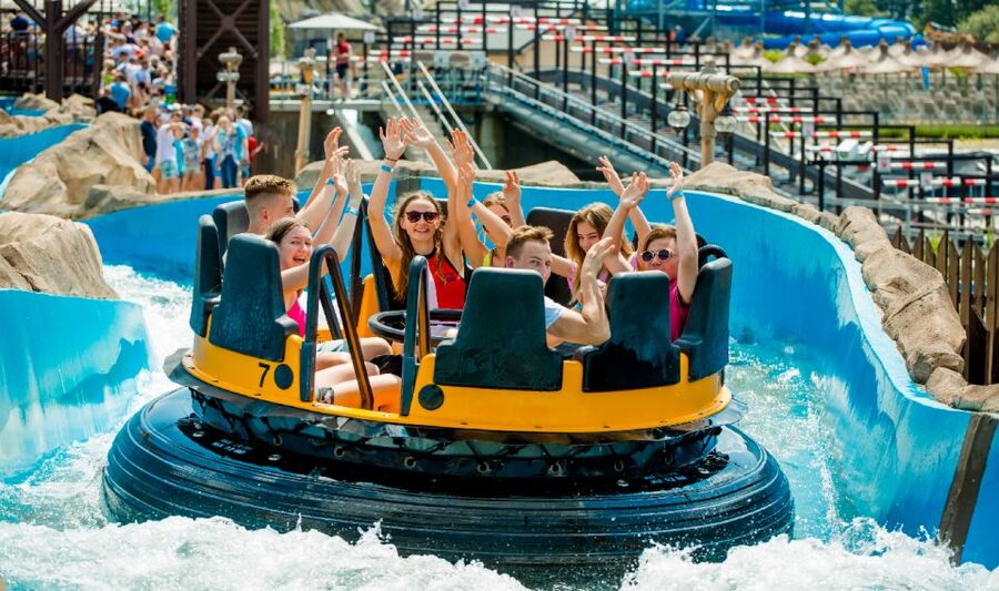 From Kraków: Energylandia Amusement Park Transfer and Entry - Energylandia in Zator: Poland’s biggest park, on a plate