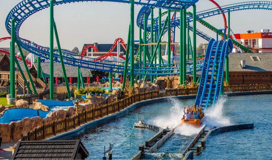 From Kraków: Energylandia Amusement Park Transfer and Entry - Water zone strategy: splash fun and real downtime