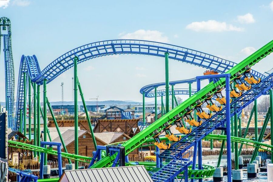 From Kraków: Energylandia Amusement Park Transfer and Entry - Winter Season Special: a reason to consider going off-peak