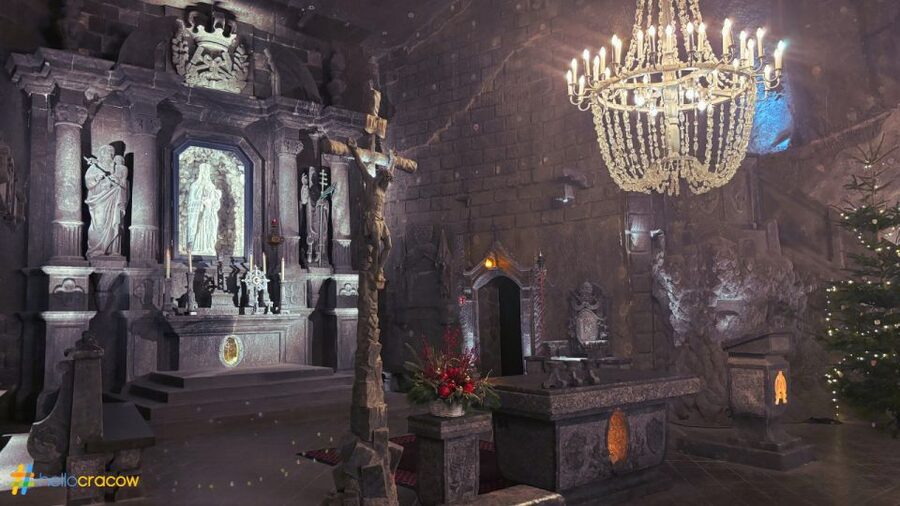 From Krakow: Guided Tour in Wieliczka Salt Mine - Temperature, stairs, and who should think twice
