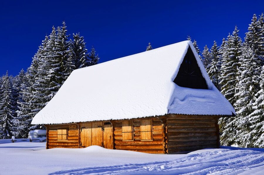 From Krakow: Hot Springs and Zakopane with Gubałówka - Chochołów: wooden houses and Góral life you can actually see