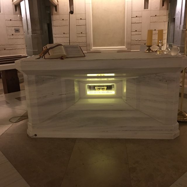 From Krakow: In the Footsteps of John Paul II - The Archbishop’s Palace and the papal window moment