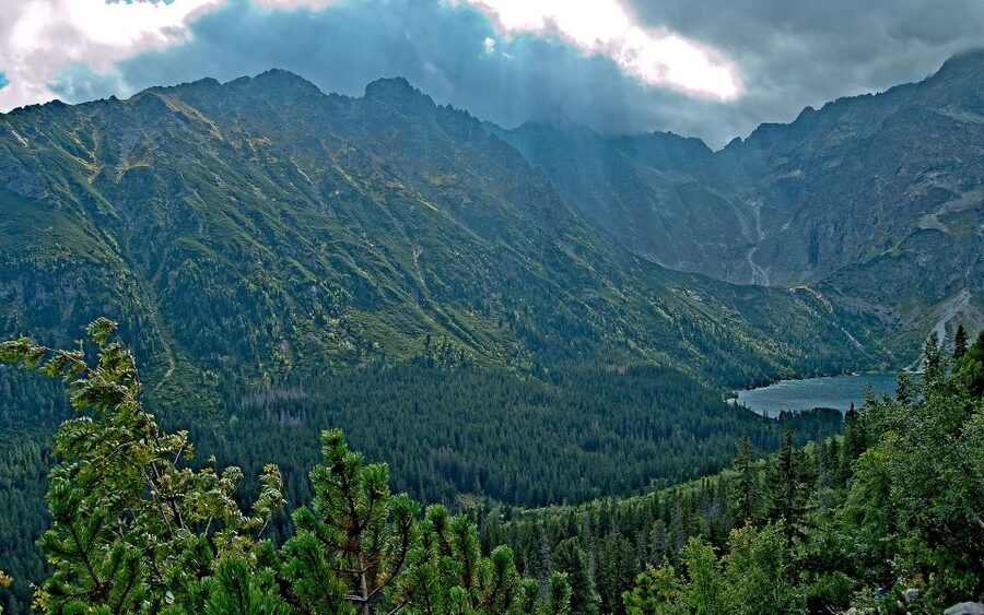 From Krakow: Tatra Mountains and Morskie Oko Hike - What to pack and wear: small items that prevent big annoyances