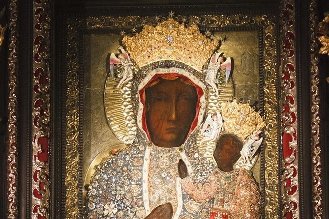 From Krakow: The Black Madonna of Czestochowa & John Paul II Family Home - A practical pilgrimage day from Krakow