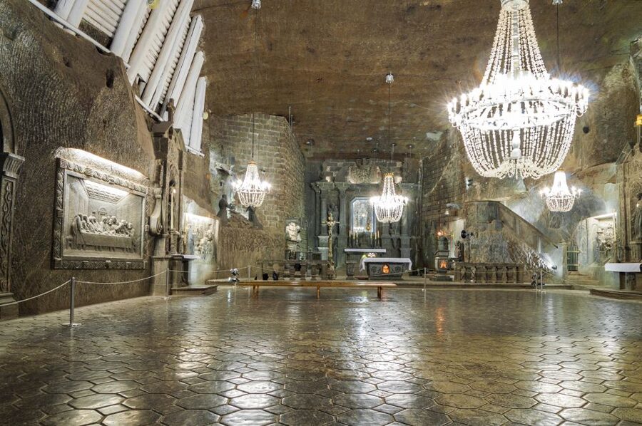 From Kraków: Wieliczka Salt Mine Guided Tour - Souvenirs made from rock salt: what to buy and how to not overpay