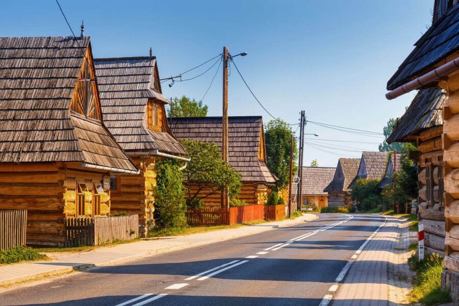 From Krakow: Zakopane and Dunajec River Rafting Tour - Chocholow, wooden chapels, and the Debno UNESCO stop