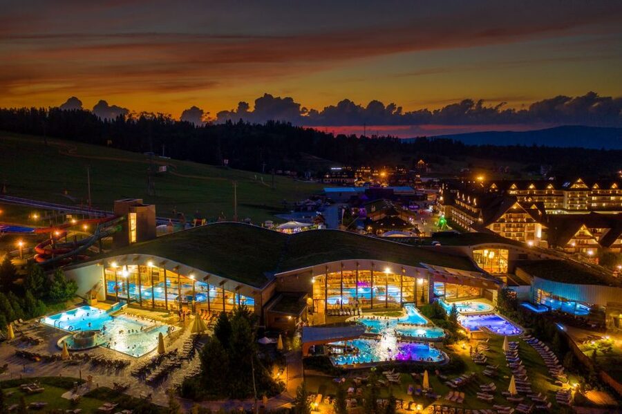 From Krakow: Zakopane & Hot Thermal Springs Private Tour - Private pickup from Kraków, then straight into mountain mode