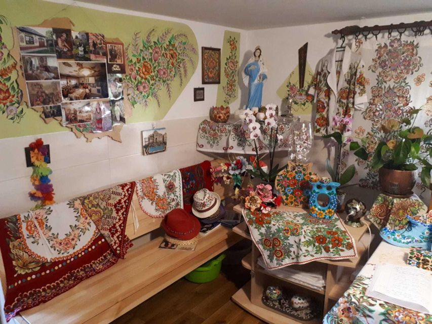 From Krakow: Zalipie Village Day-Tour - Felicja Curyłowa Cottage: the name behind the style