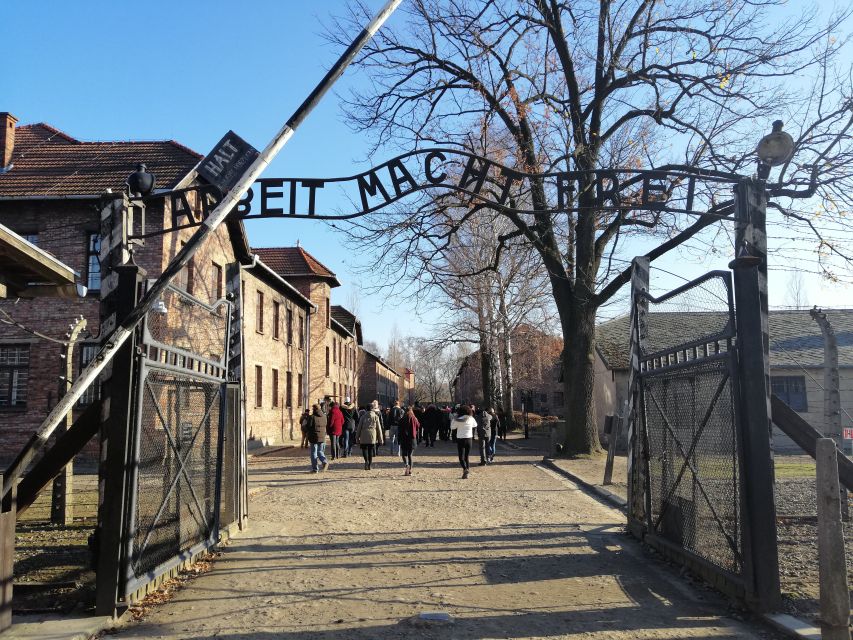 From Warsaw: Auschwitz-Birkenau Tour by Car - Why a car day trip from Warsaw works (and when it does not)